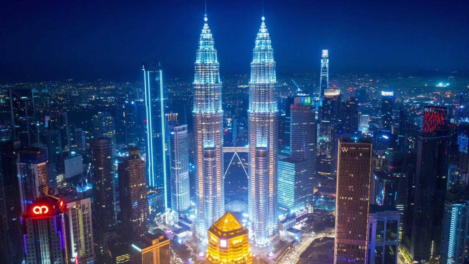 7 Most Beautiful Structures in Asia